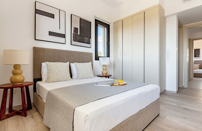 Sanders Eduardovich Limassol - Foto 2