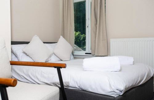 Modern 4BR Home in Dudley - Foto 44