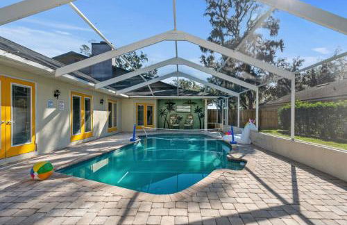 Sunny Auburndale Retreat with Pool - Photo 26