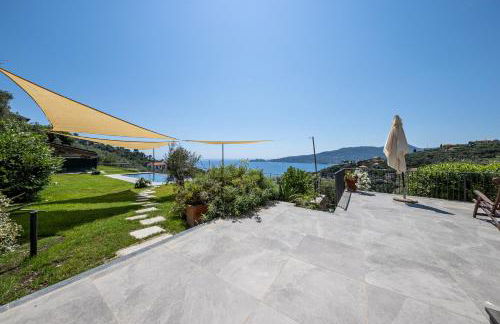 VILLA DUFOUR 1 Lusso, Spazio e Vista Mare - Foto 33