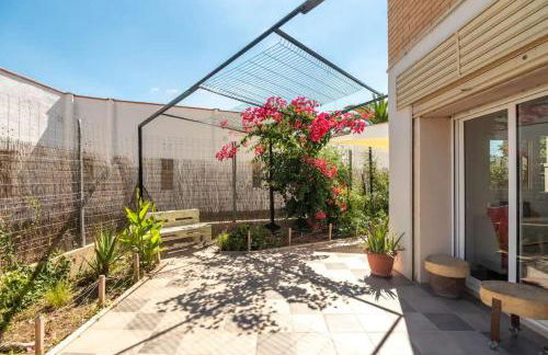 Can Juancho: casita de playa en la Costa dorada - Foto 7