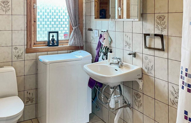 4 Person Holiday Home in Holmsjo - Photo 8