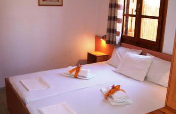 Fofi Apartments - Photo 5