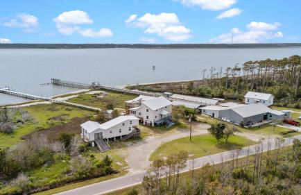 Shell Hill house Waterfront, kayaks, grill, pier - Foto 62