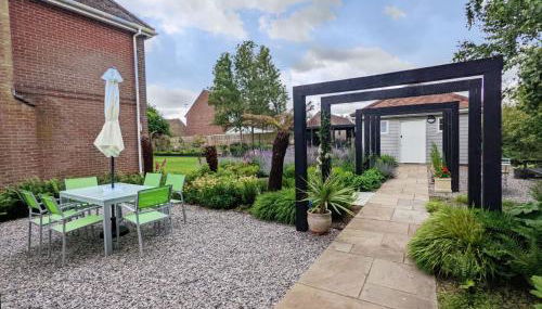 Little Maplewood, Tangmere - Foto 2