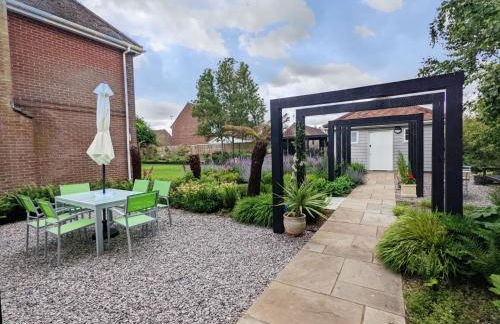 Little Maplewood, Tangmere - Foto 2