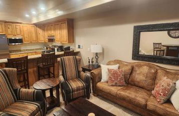 Mountain Chalet Near Snowbasin, 2BR - Foto 27