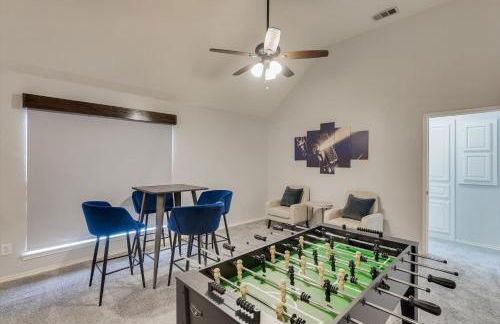 Luxurious Home w Cinema Room & Private Pool - Foto 23