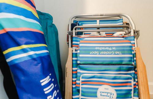 Modern Two Bedroom Suite with 2 King Beds Pool and Steps from the Beach - Foto 19