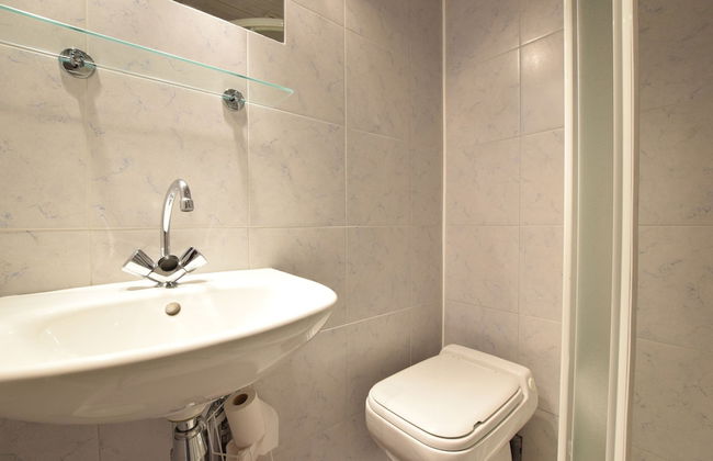 Luxury Holiday Home With Sauna - Photo 47