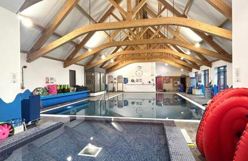 Modern Caravan 2025 with Decking - Foto 26