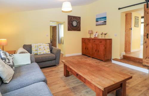 Muddy Udders Dairy - Photo 3