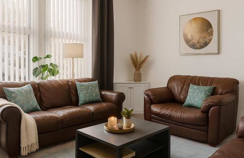 Harrington Haven 4 Bed Contractor Friendly House with Parking Workington - Photo 18