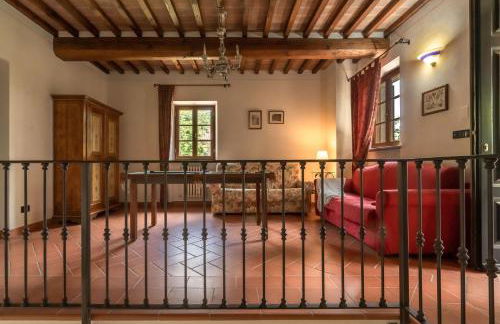 Experience the charm of Tenuta Le Caselle, a cozy farmhouse surrounded by nature and comfort! - Foto 27