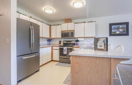 Lavender Haus - Walk to Downtown Leavenworth - The Alpine Village Collection - Foto 3