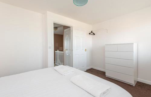 Thinford View 4 bed, 2bath, Parking, Garage - Foto 2