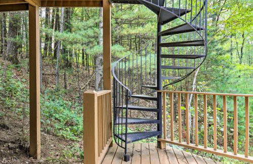 Waterfront Lake Tomahawk Cabin with Game Room! - Photo 36