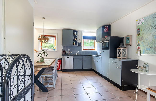 Restful Holiday Home in Grou With Terrace and Garden - Foto 23