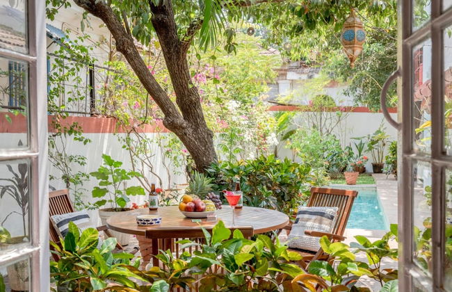 Casa Rosita Portuguese Villa w Pool in North Goa - Foto 4