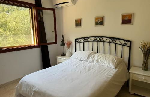 Tranquil Mallorca Villa Seaside Getaway with Pool - Foto 17