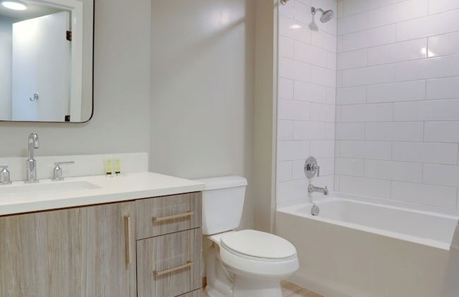 Clarendon Apt Near Subway - Foto 37