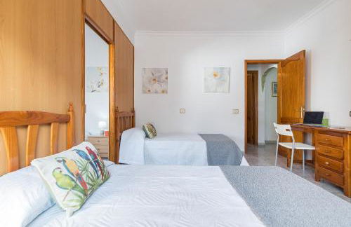 Apartment 3 bedrooms familieshi king routes WiFi - Foto 14