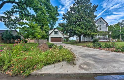 Spacious Apt Overlooking AR River Near Dtwn! - Foto 32