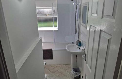 Cosy 2-Bed House in Manchester - Foto 32