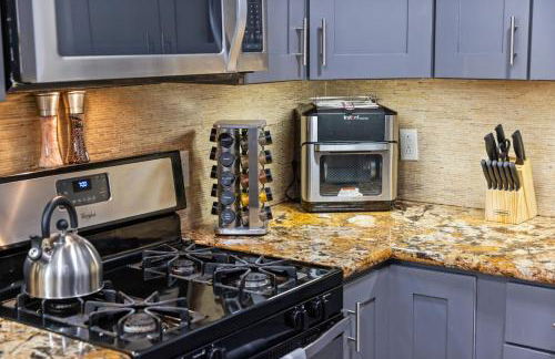 5BDRM 10BD with King BBQ Patio 1 MIN walk Carson ST - Foto 78