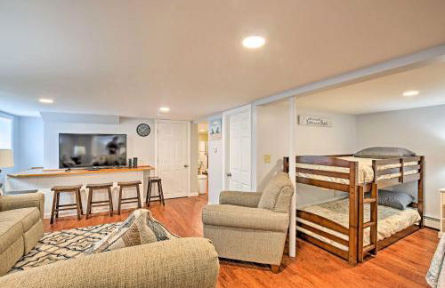 Old Orchard Beach Home with Patio Walk to Beach - Foto 13