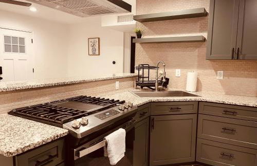 Cozy 2-BR Retreat in Kingman, AZ - Photo 20