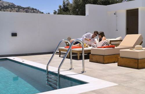 Valantina's & Mannouel Lardos Luxury Villas - Photo 13