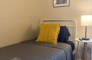 Funky 3rd Floor Condo 5 Beds with Sofa Bed plus WIFI - Foto 6