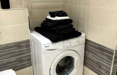 Studio rénové centre-ville de Lagnieu / WIFI - Foto 7