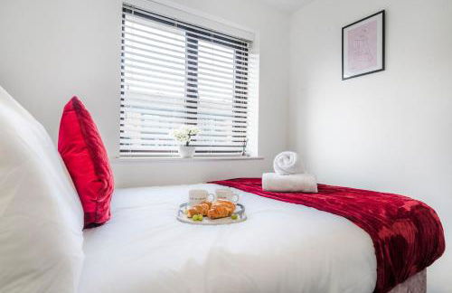 Great Location 2 Bedroom House in Nottingham, Private Garden, Fast Wi-Fi and Free Parking - Photo 32