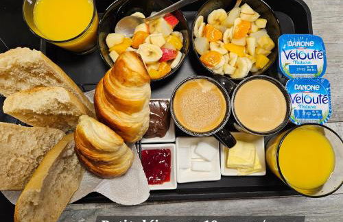 Nuit insolite bateau à quai - Port Saint Louis du Rhône - Foto 6