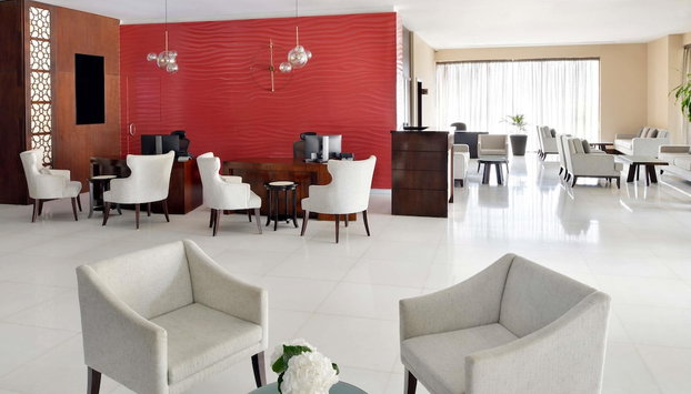 Movenpick Hotel Apartments Al Mamzar Dubai - Foto 3, Recepción