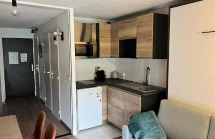 Appartement rénové, 4 personnes, pied des pistes - Photo 2