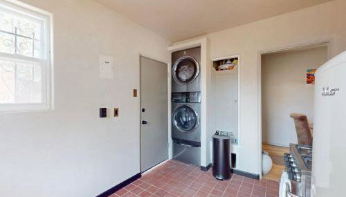 King Bed Centrally Located - Foto 5