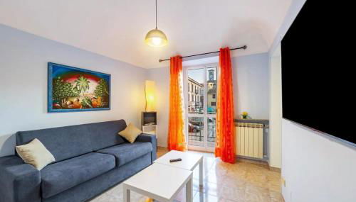 Trilocale in centro con parcheggio gratuito 4 persone - Foto 3