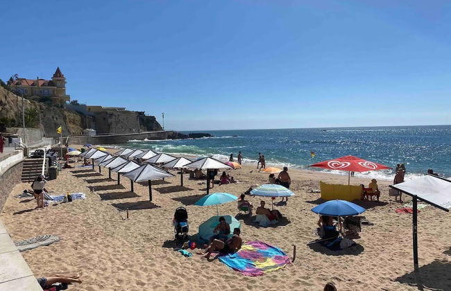 Coastal Comfort: Apartment Retreat By The Sea - Photo 14