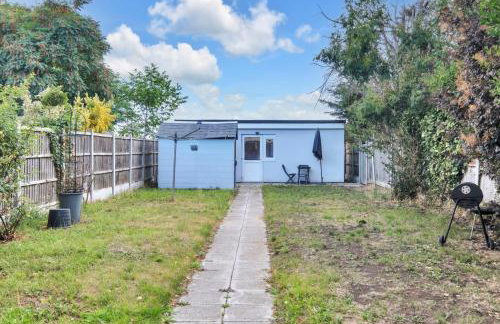 4 Bed House-Garden-Parking-15 min Elizabeth Line - Foto 29