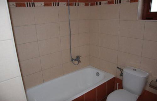 Nikos Apartments - Photo 14