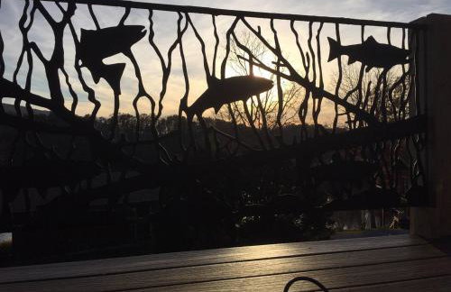 Lake Escape to an Elegant 4 Br Home - Foto 39