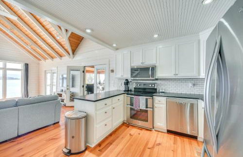 Dock and Panoramic Views Guntersville Lake Retreat! - Foto 6