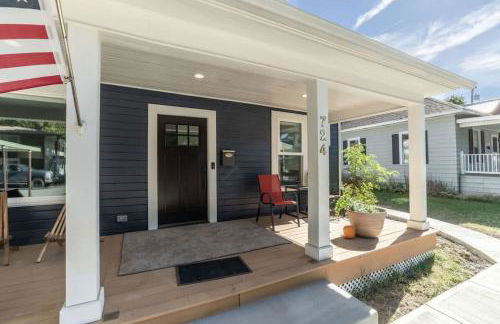 Flying Colors Cottage Walk to Downtown - Foto 3