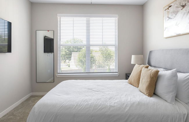 Landing Dry Creek Apartments - Photo 7