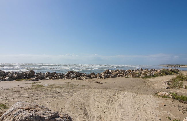 Gulf Adventures and Beachfront Relaxation Awaits - Foto 44