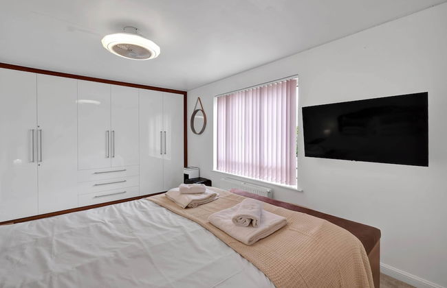 3 Bedroom and 2 Bath House with Balcony - Foto 7