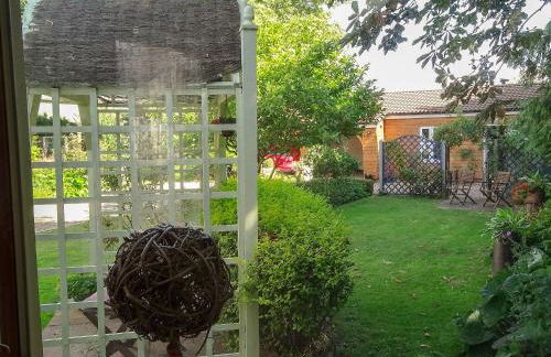 Brook Lodge Country Cottage - Photo 12